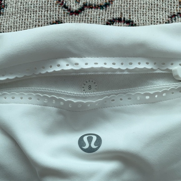 NWT-Lululemon Mind Over Miles Crop-White #50 - Picture 6 of 8